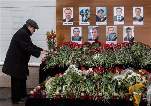 Légi katasztrófa: a Charlie Hebdo magára hívta az oroszok haragját