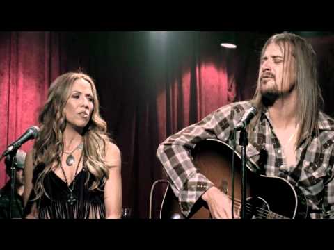 Kilátszott Sheryl Crow bugyija a díjátadón 
