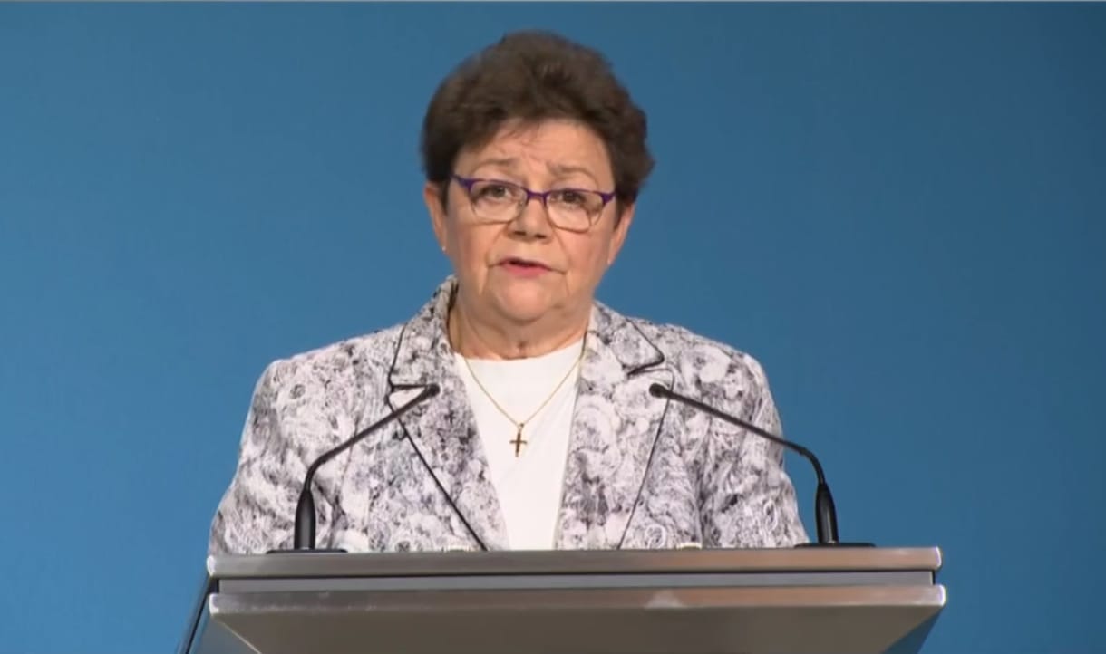 Müller Cecília: Veszélyes is lehet a szelepes orvosi maszkok viselése