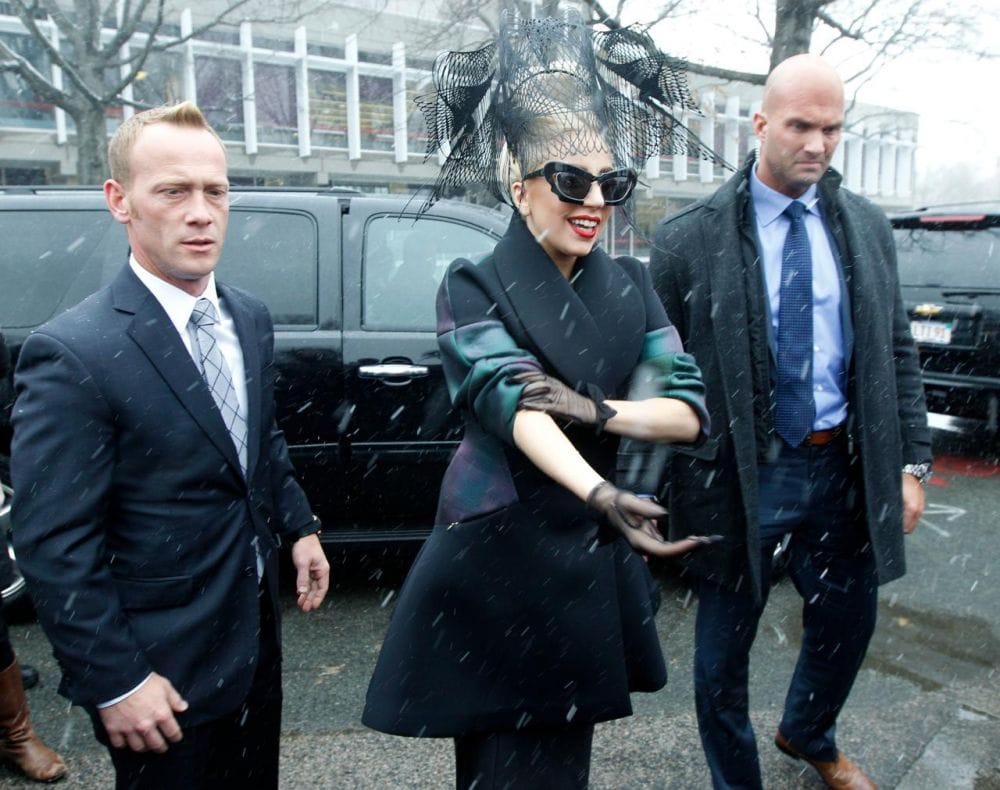 Fiatalokon segít a jótékony Lady Gaga