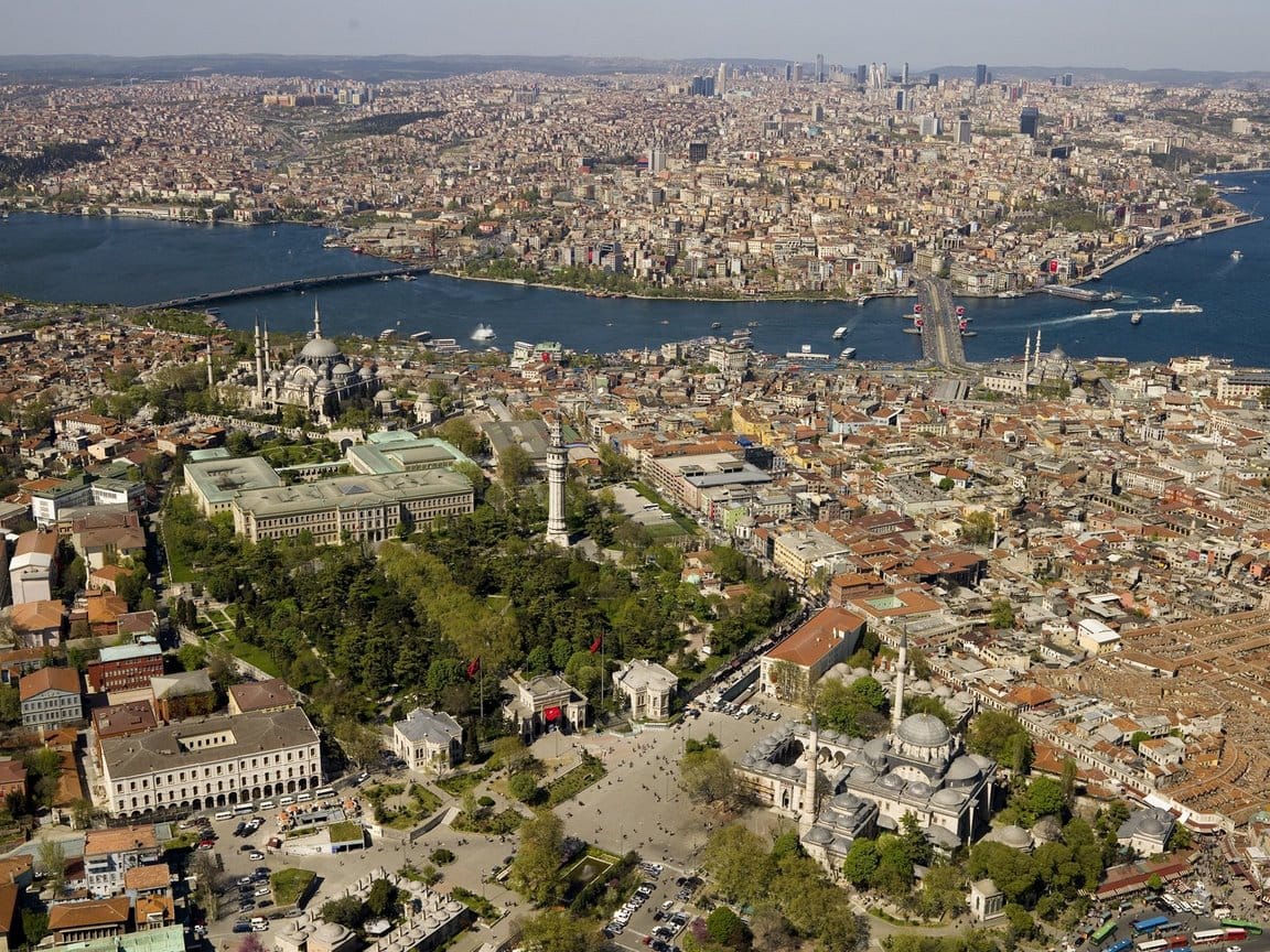 Két új városra osztanák Isztambult