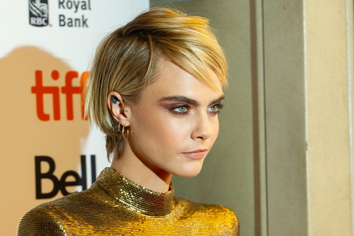 Az biztos, hogy Jimmy Fallon közönsége ritkán lát olyat, amit Cara Delevingne tett