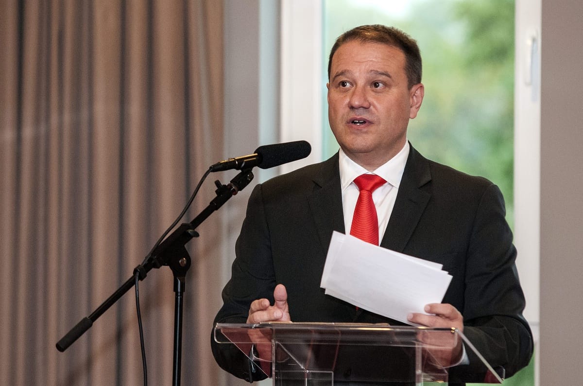 A Quaestor-ügy fontos Tarsoly–Orbán borítékját perelték ki a Liberálisok
