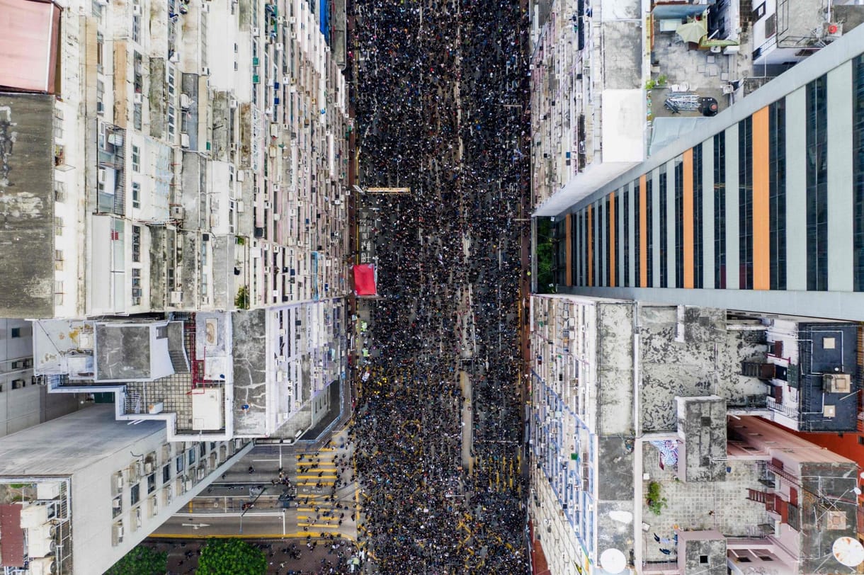 Az utolsó esélybe kapaszkodnak a hongkongiak, de az idő Pekingnek dolgozik