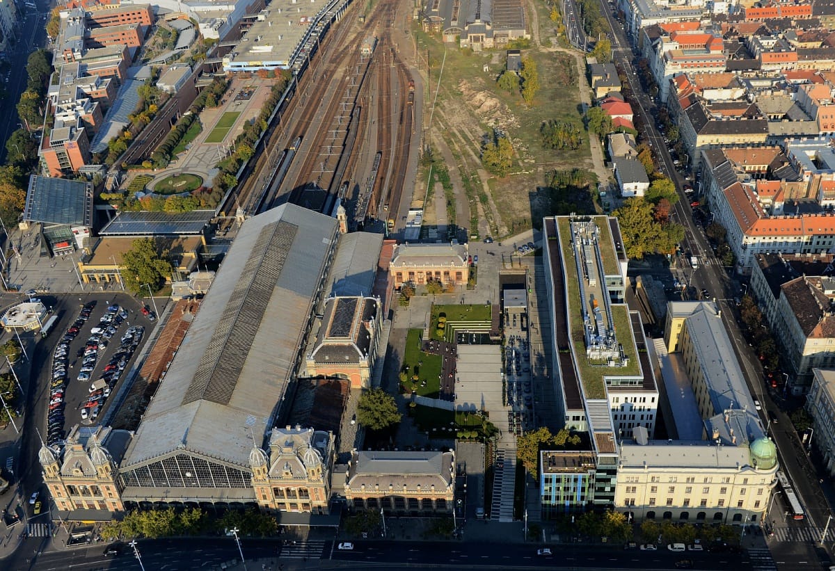 Millenáris-szerű park épülhet a lefújt kormányzati negyed helyén