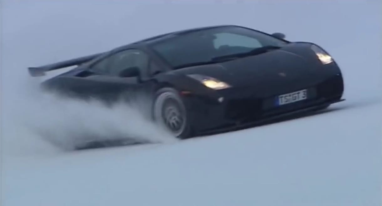 Mit tud a Lamborghini Gallardo egy sípályán? – videó