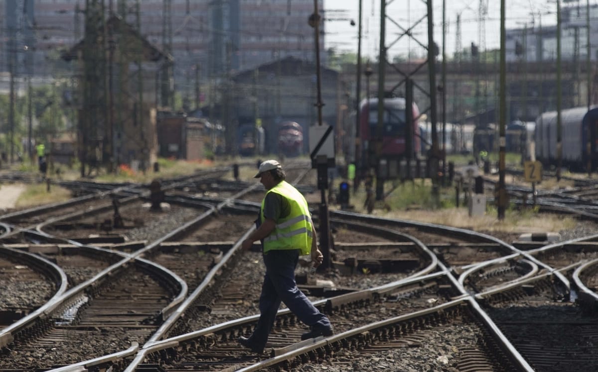 Július végéig konszolidálhatják a MÁV adósságát