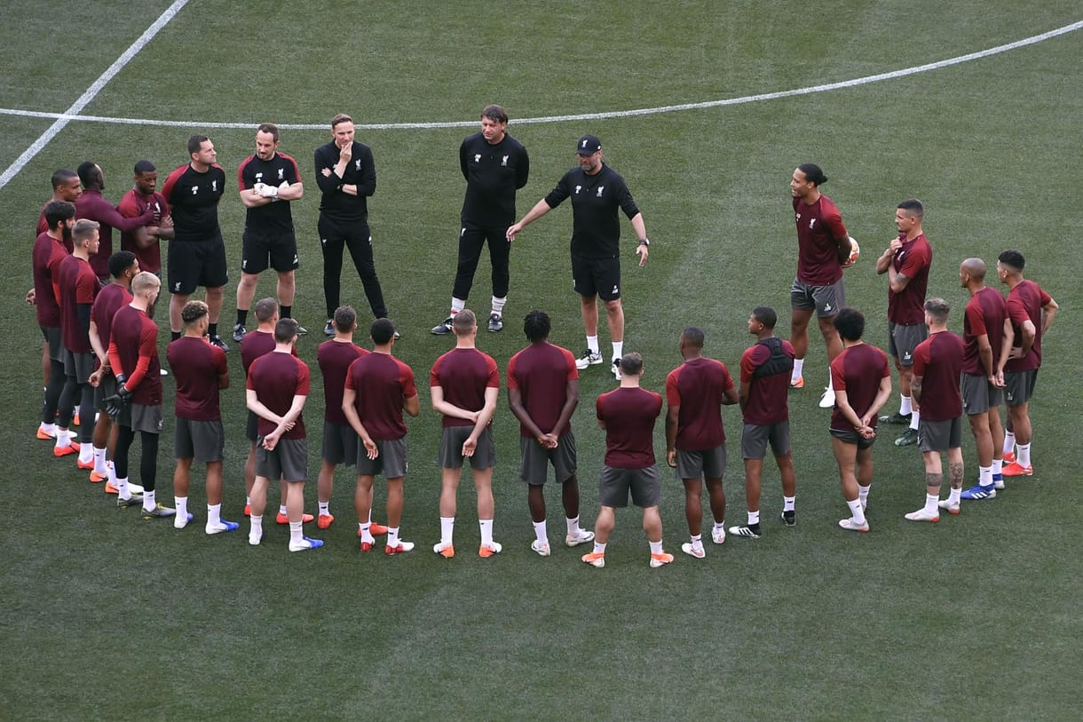Megsérült a Liverpool csatára, az idén már nem léphet pályára