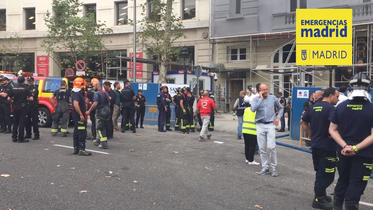 Négy embert maga alá temetett egy hotel leszakadt állványzata Madridban - videók