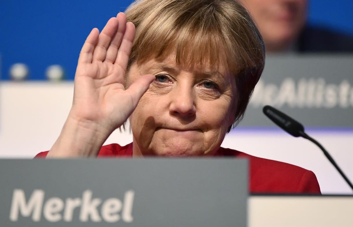 Merkel utódjának víziók is kellenek, a telefaxokat pedig ki kell dobni a hivatalokból