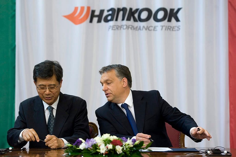 Annyira hatékony volt a kormány ukrajnai kampánya, hogy a Hankookhoz ukrán tolmács kell