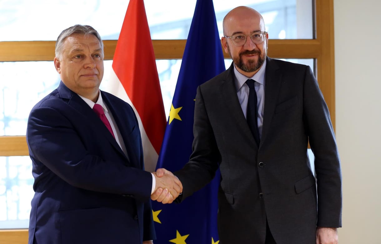 Orbán Viktor Brüsszelben: Nem engedünk a becsületből