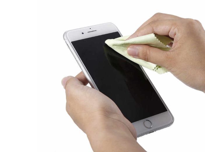 Az Apple ajánlja: így kell tisztítani az iPhone-okat a koronavírus-járvány idején
