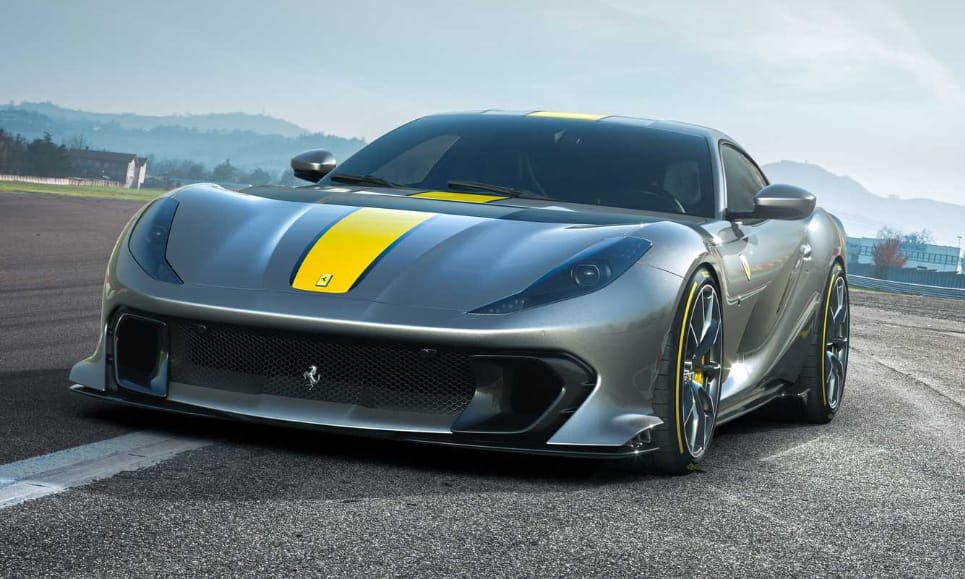 9500-ig forgó, rekorderős szívó V12 motorral búcsúzik a Ferrari 812
