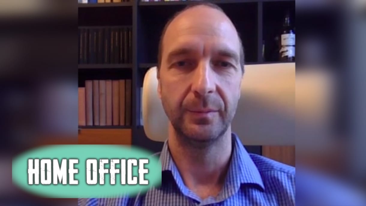Oszkó Péter a Home office-ban: 