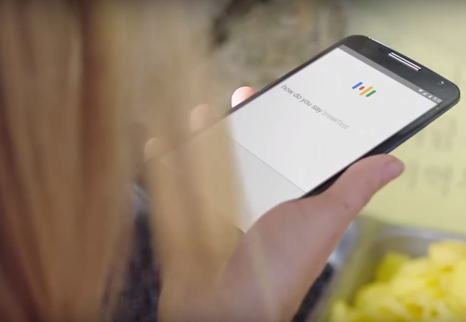 Nem árt, ha tud róla: minden szavát rögzíti és tárolja a Google, ha a telefonjához beszél