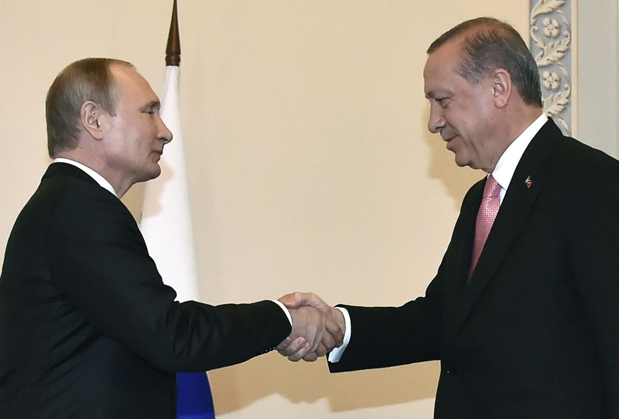 Putyin-Erdogan: Egymás ellenségeit támogatják, mégis egyetértenek