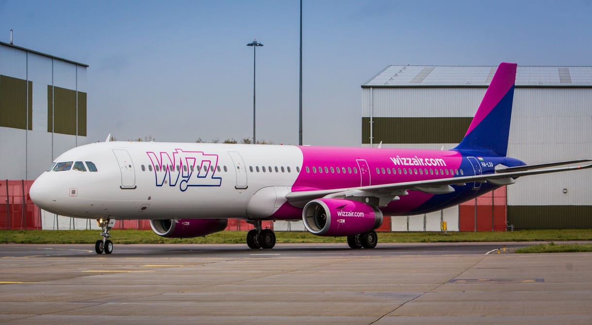 84 járatát törölte a Wizz Air