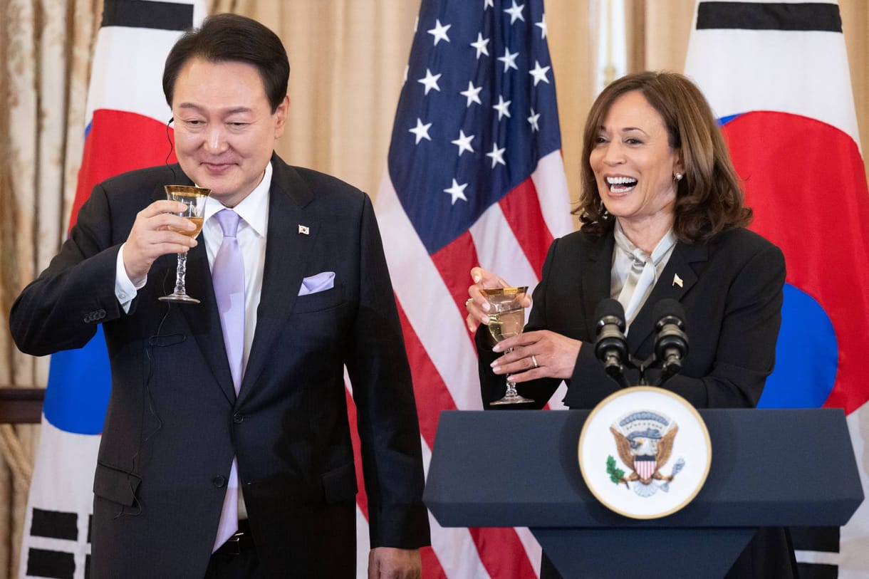 Dél-Korea elnöke kieresztette a hangját a Fehér Házban, elénekelte az American Pie-t