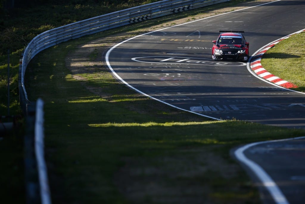 Michelisz a Honda legjobbja a WTCC nürburgringi időmérőjén