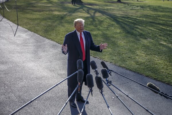 Trump akár négyezer gárdistát is a mexikói határhoz küldhet a fal felépítéséig