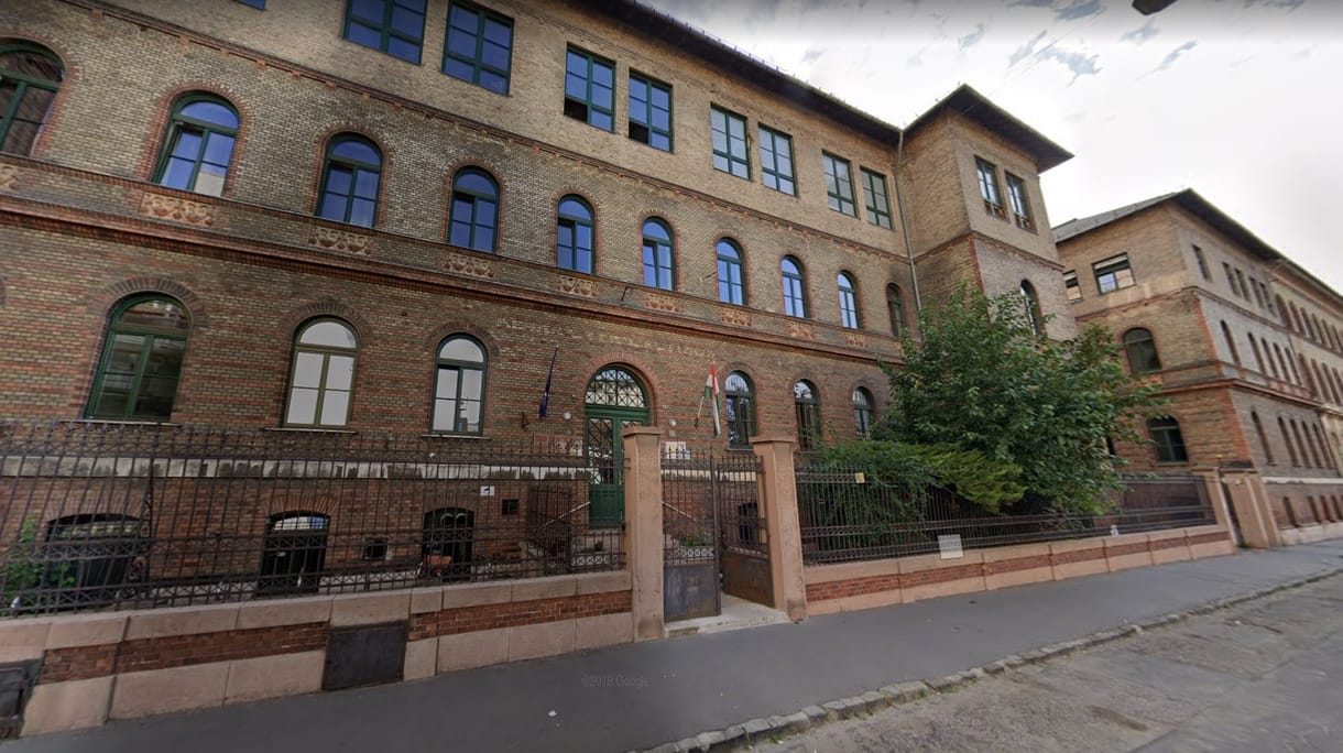 Négyen kapták el a koronavírust egy ferencvárosi gimnáziumban