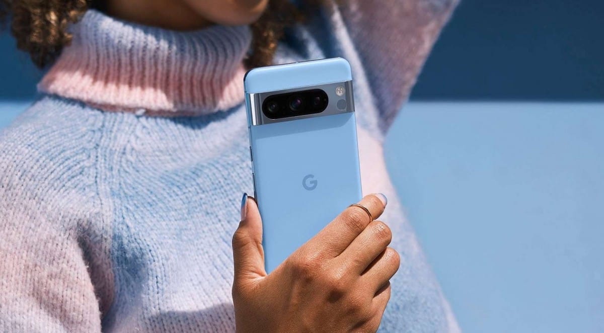 2017 óta tátong egy hatalmas biztonsági rés a Google több millió mobiljában