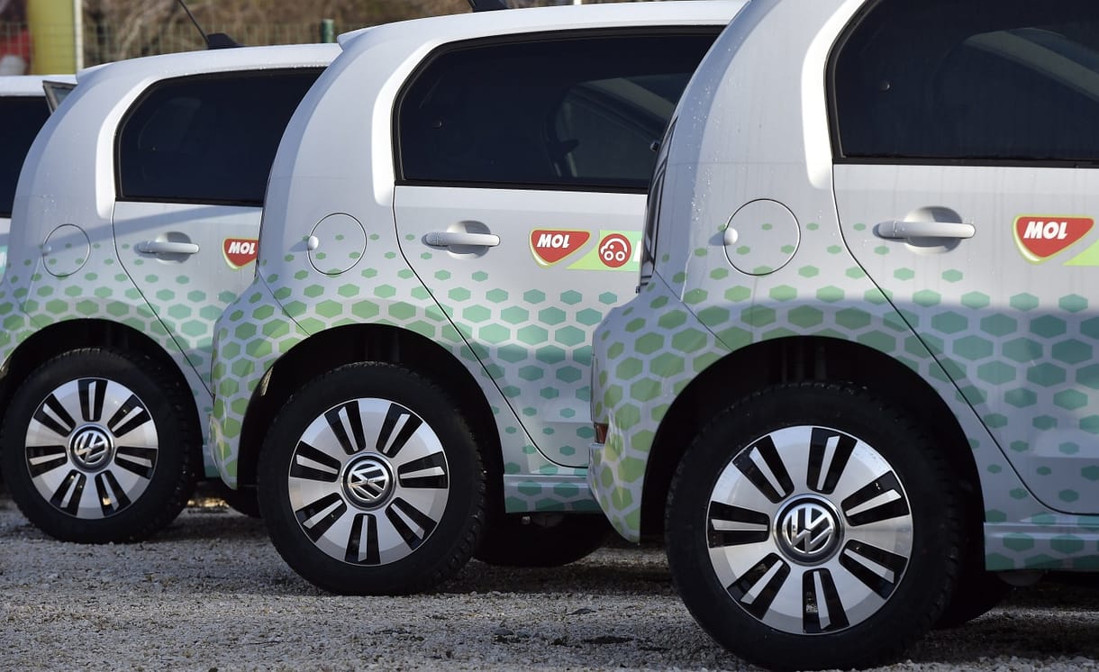 Az állam besegít: kétezer új elektromos autó állhat forgalomba