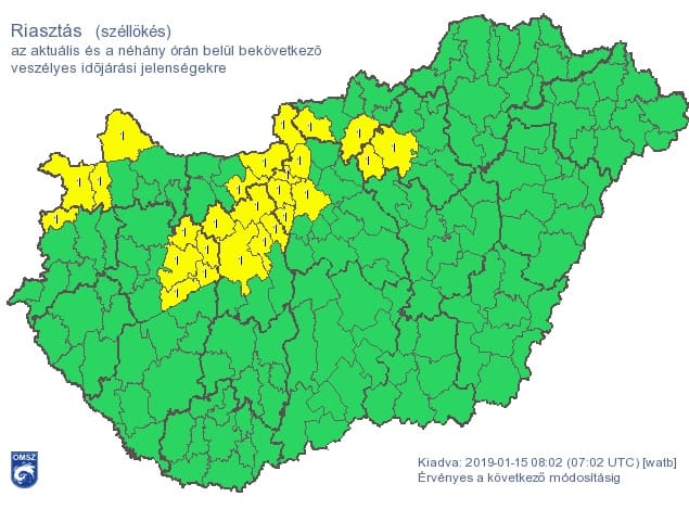 Viharos szél miatt adtak ki riasztást keddre