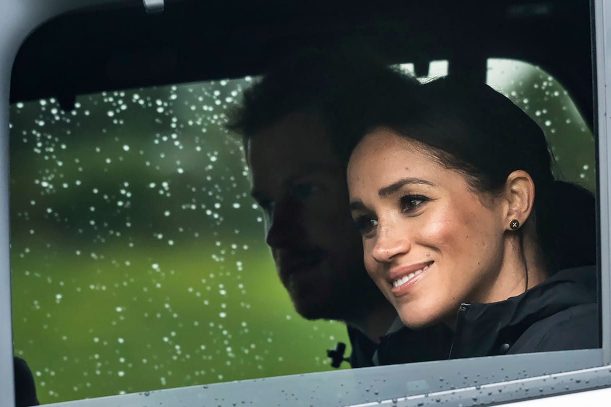 Meghan Markle a királyi szülés szokásait is felrúgja