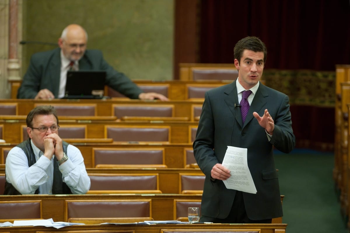 Kocsis Máté kompenzál: a Btk-val védené a hajléktalanokat