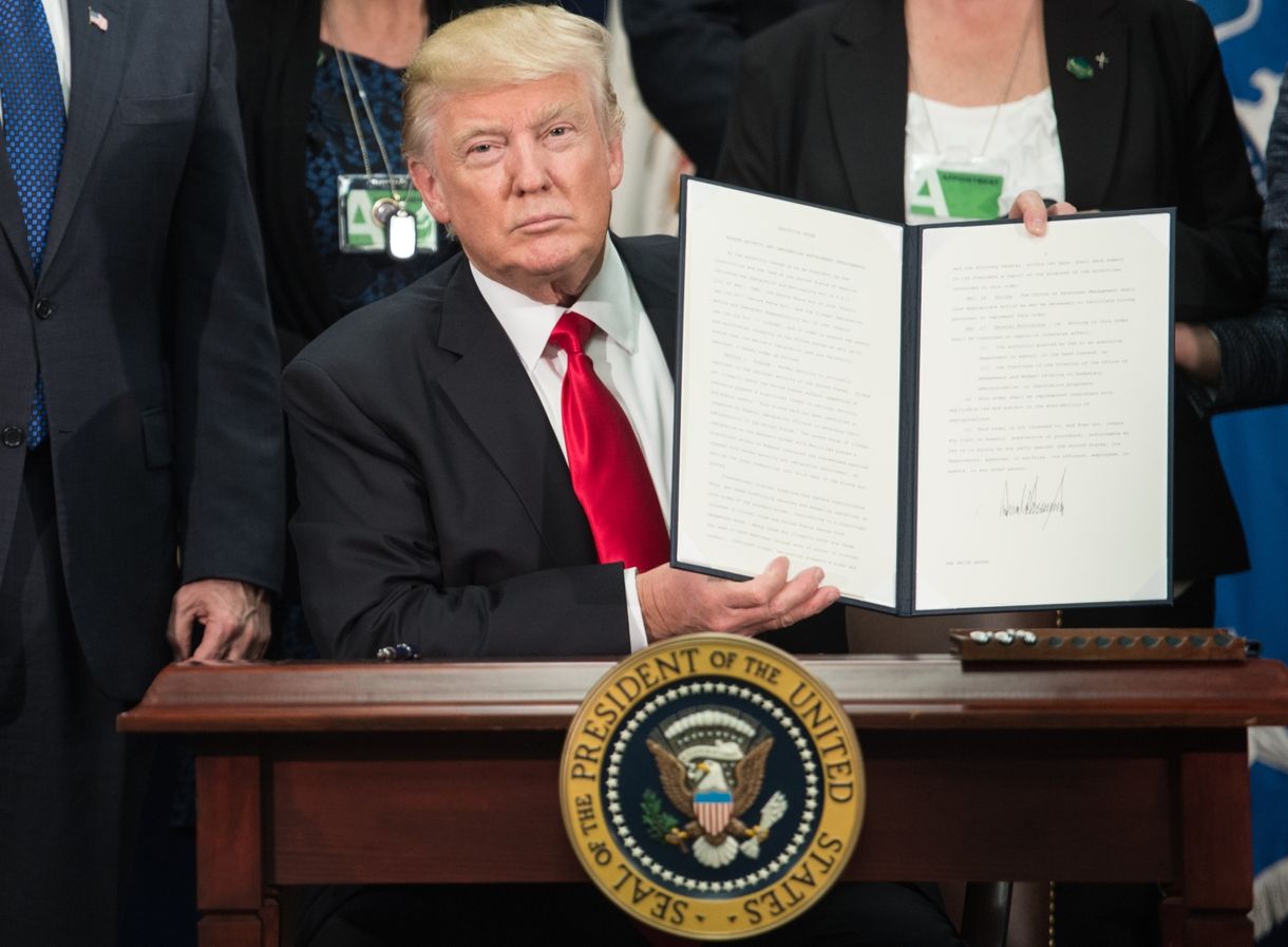 Trump megtiltotta a muszlim menekültek befogadását