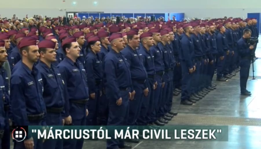 „Márciustól civil leszek” – fizetési értesítőjükkel üzennek a rendőrök