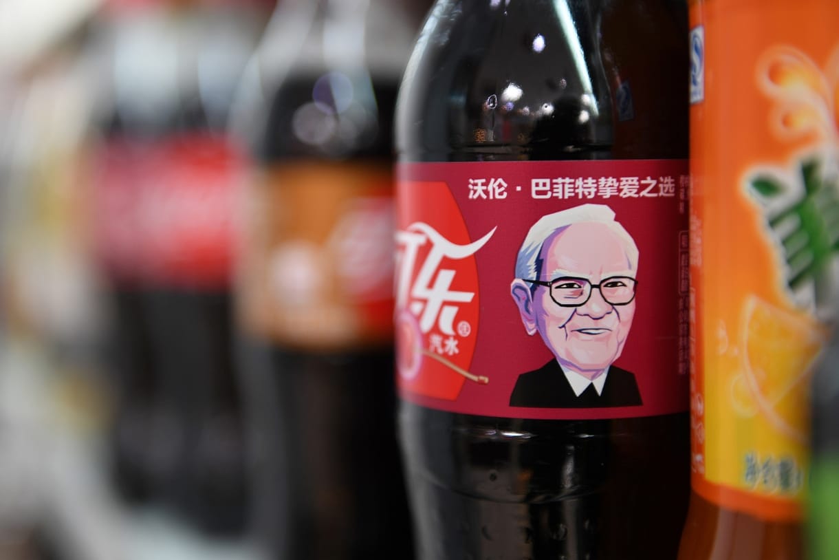 Vajon miért hallgat éppen most a befektetőpápa? A járvány és Warren Buffett csendje
