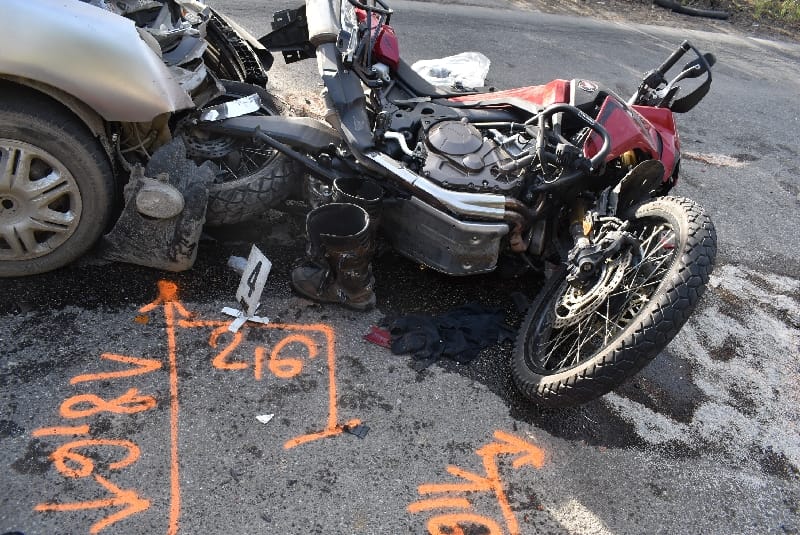 Elcsapott egy motorost, de nem állt meg, azzal az ürüggyel, hogy nagyon vécéznie kellett
