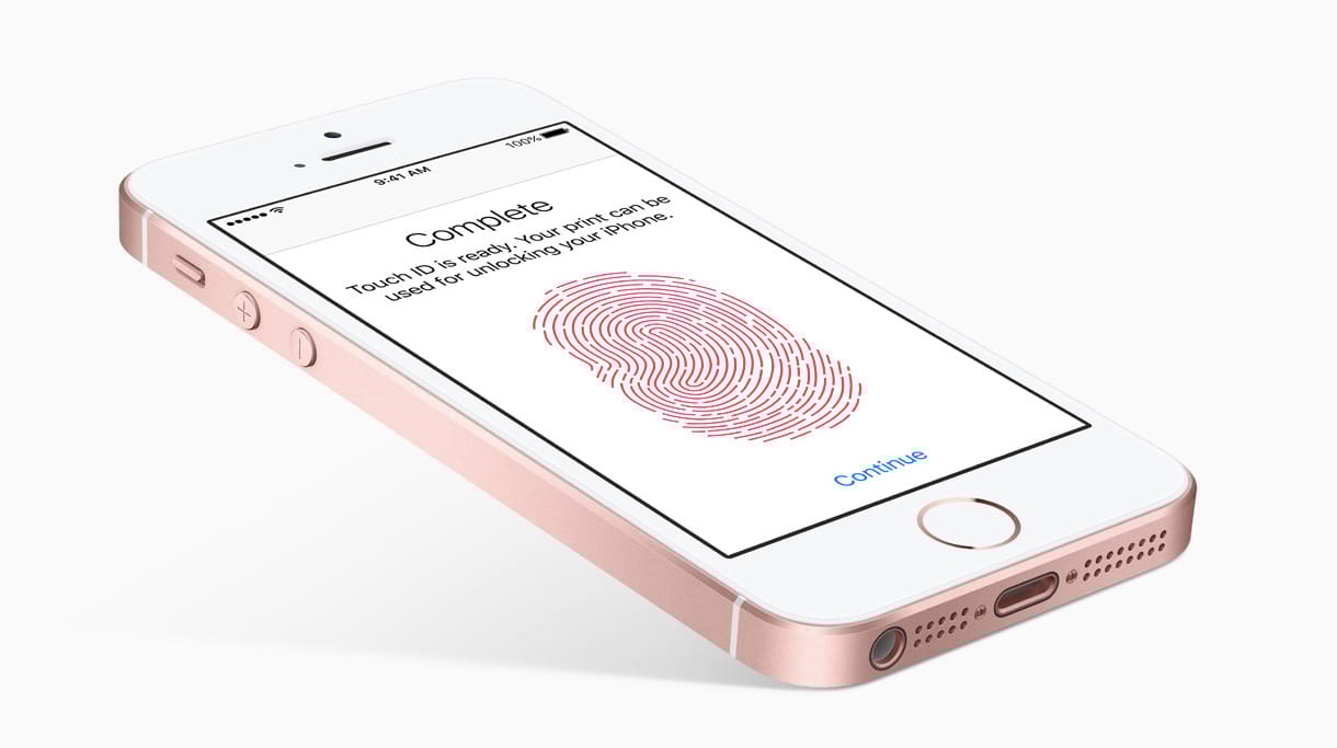 100+ magyar iPhone-(os)ról kért ki adatokat a kormány