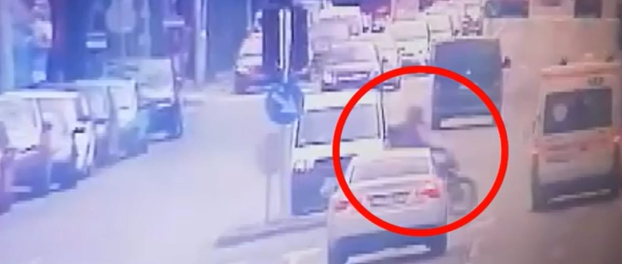 Felfüggesztett börtönt kapott a mentős, aki  összeütközött egy száguldó motorossal a Rottenbiller utcában