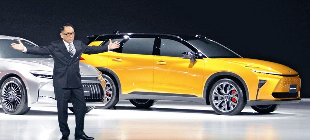 A Toyota elnöke megint elmagyarázta, miért nem hisz a totális villanyautózásban