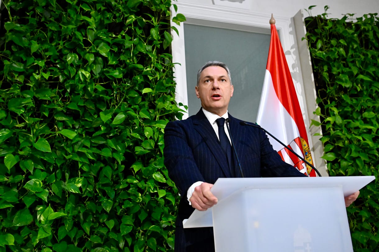 Lázár János elmondta, hogyan osztják meg a bérletekért kapott pénzt a főváros és az állam között