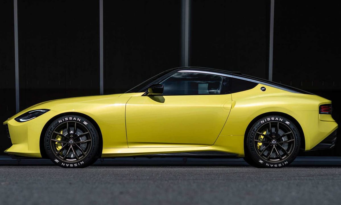 Retro stílusban, biturbó motorral, kéziváltóval itt a Nissan Z Proto