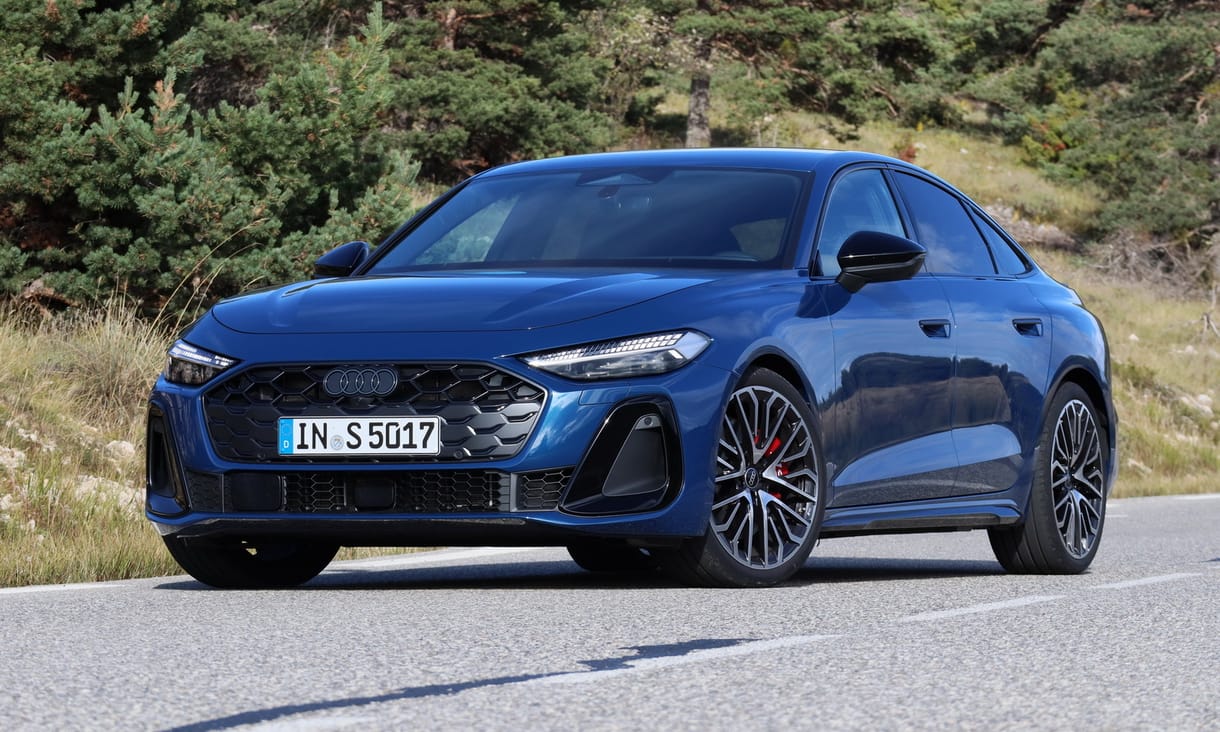 Viszlát régi A4, szia új A5! Meghajtottuk a szuperokos lámpás, 6 hengeres új Audi S5-öt