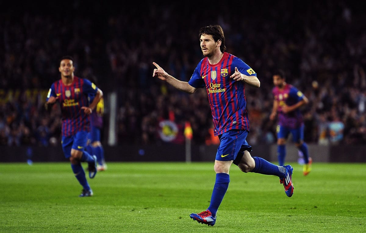 Megint elhányta magát a pályán Messi
