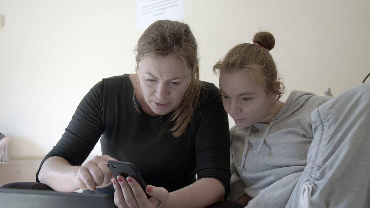 Minden szociális munkásért szól ez a film – mozikba kerül Schwechtje Mihály Védelem alattja