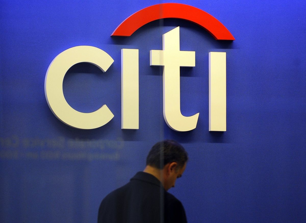 Szijjártóék így magyarázzák a Citibank részleges kivonulását