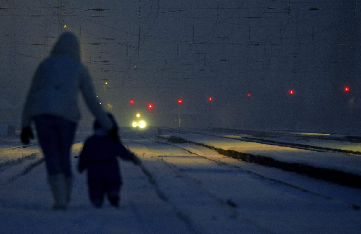Elakadt járművek és balesetek miatt riasztották a tűzoltókat