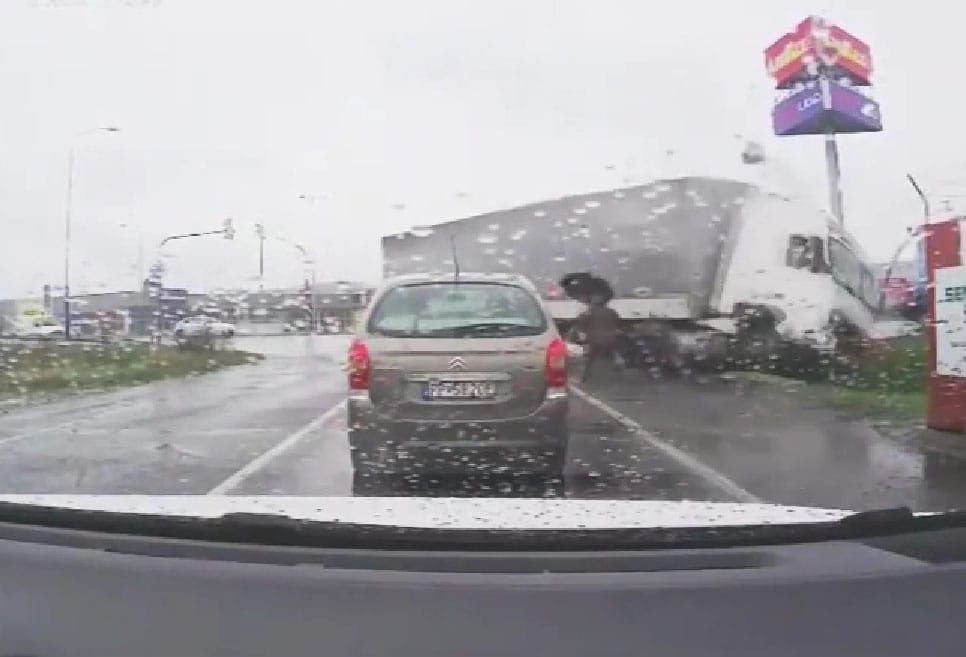 Kutyavilág jön a gyorshajtókra Szlovákiában
