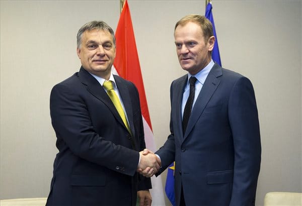 Tusk Orbán szövegére is reagált: önkéntesség csak vállalásokkal