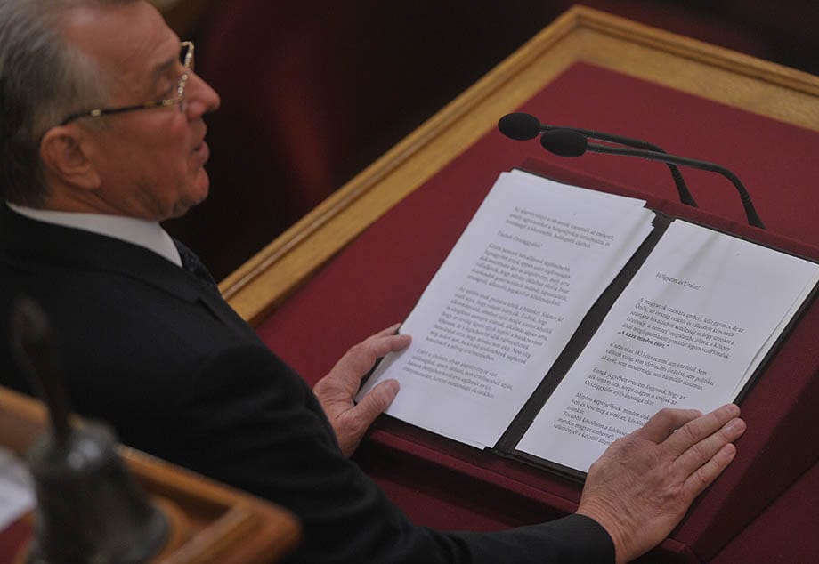 Mi a baj a Fidesz alkotmányával?