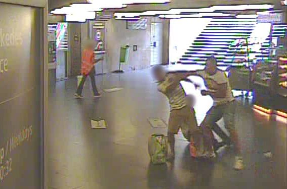 Aluljáróban verekedett, segítsen megtalálni a rendőrségnek