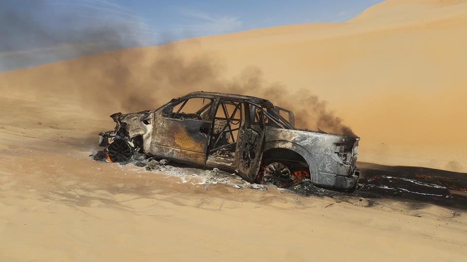 Ennyi marad egy Ford Raptor versenyautóból, ha kigyullad